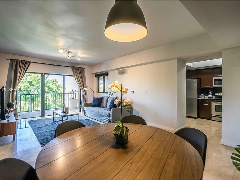 300 Majorca Ave #Penthouse 404 — Photo 6