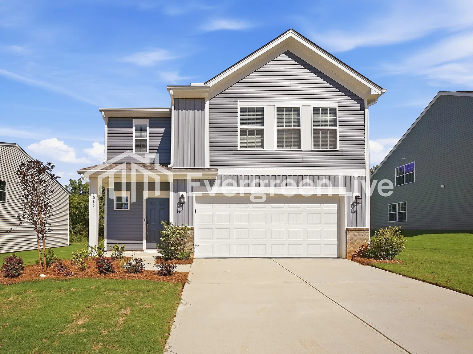 4 bed, 2.5 bath, 1956 sqft, $1,895 — Photo 2