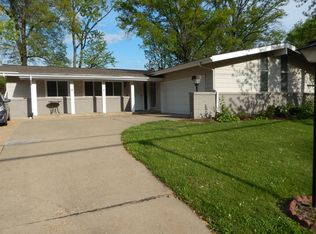 1630 Ross Ave, Saint Louis, MO 63146