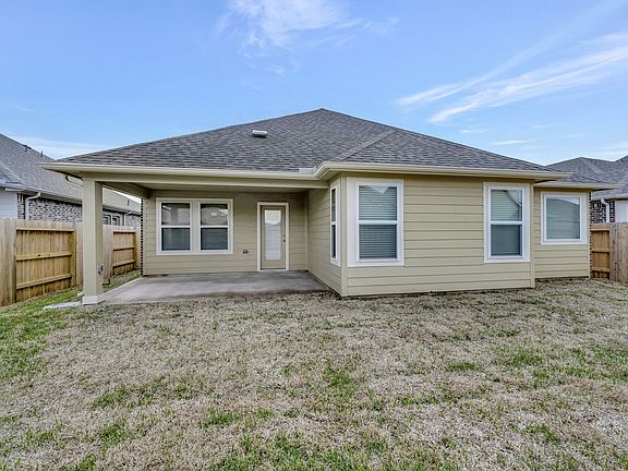 3rd image of 1210 Muscadine Hollow Ln