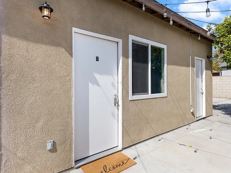 2521 W California St #B — Photo 12