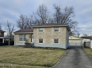 6012 Shadow Run Rd, Louisville, KY 40219