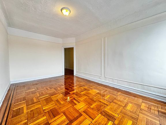 3rd image of 60-15 Woodside Ave #6M