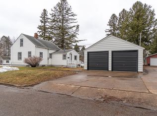 750 10th St SW, Pine City, MN 55063
