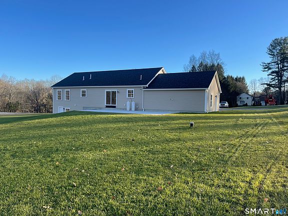 4th image of 76 Wauregan Road