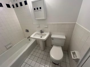 145 Lexington St #22A, Auburndale, MA 02466