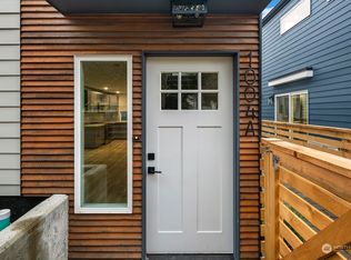 1004 A S Donovan St, Seattle, WA 98108