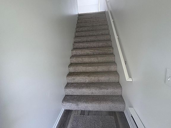 4th image of 194 Hunters Ln NE #37