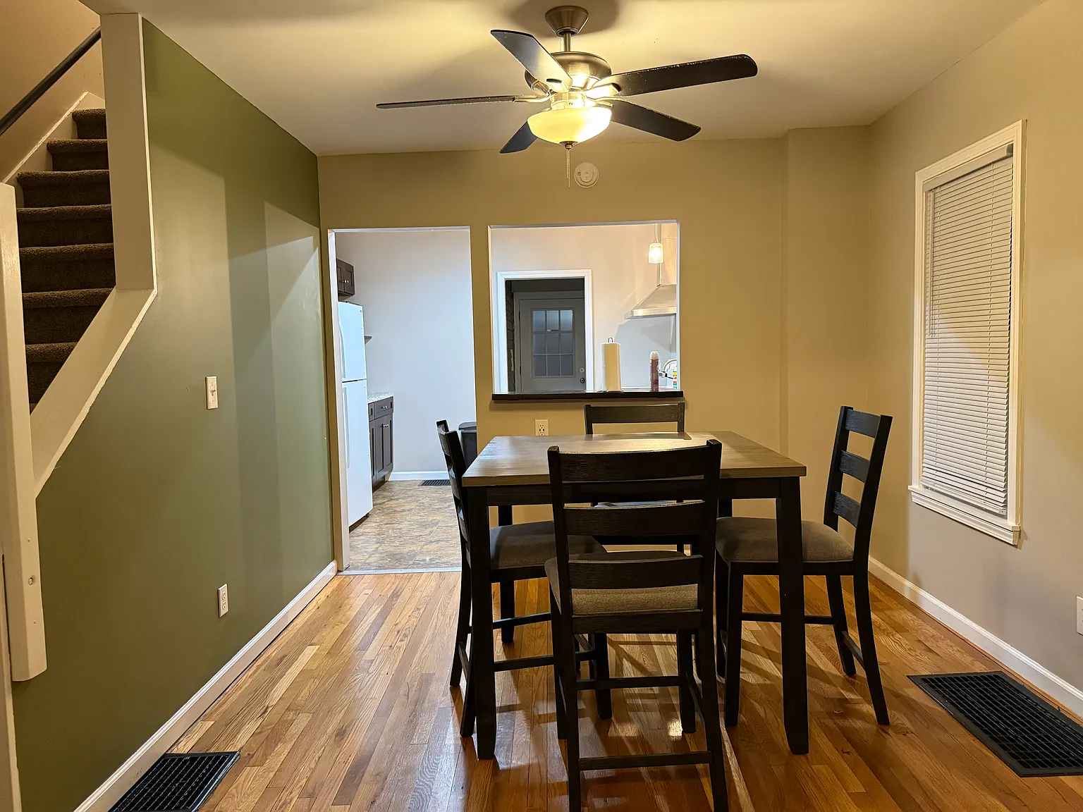 215 Floral Ave — Photo 4
