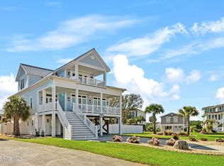 3604 W Pelican Dr, Oak Island, NC 28465