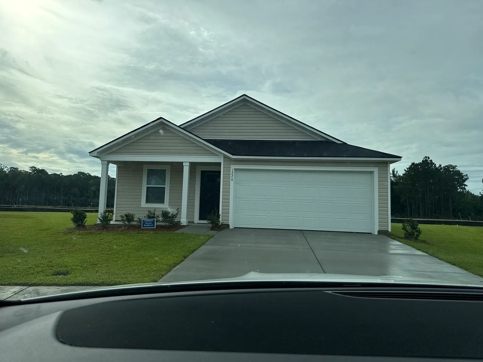 4 bed, 1666 sqft, $2,250 — Photo 1