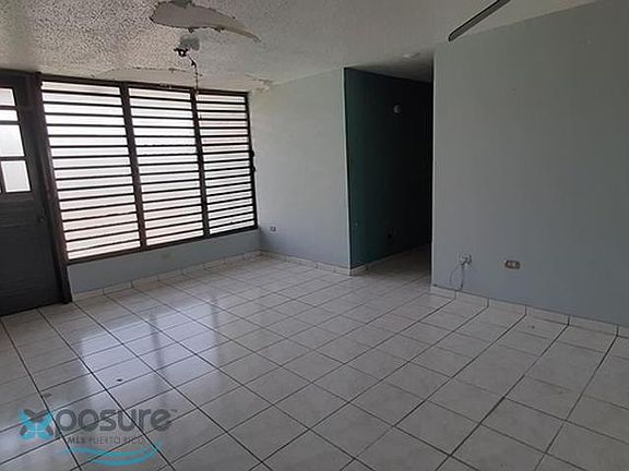 2nd image of 40 Avenue Degetau #307