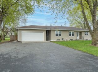 815 Barron Rd, Faribault, MN 55021