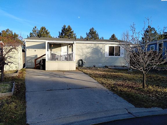 2nd image of 255 NW Golden Hills Dr Spc 56