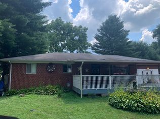 45 Redwood Dr, Gallipolis, OH 45631