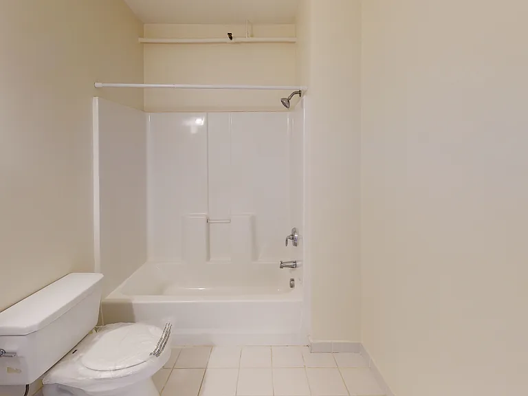 The Ashley Apartments — Photo 22