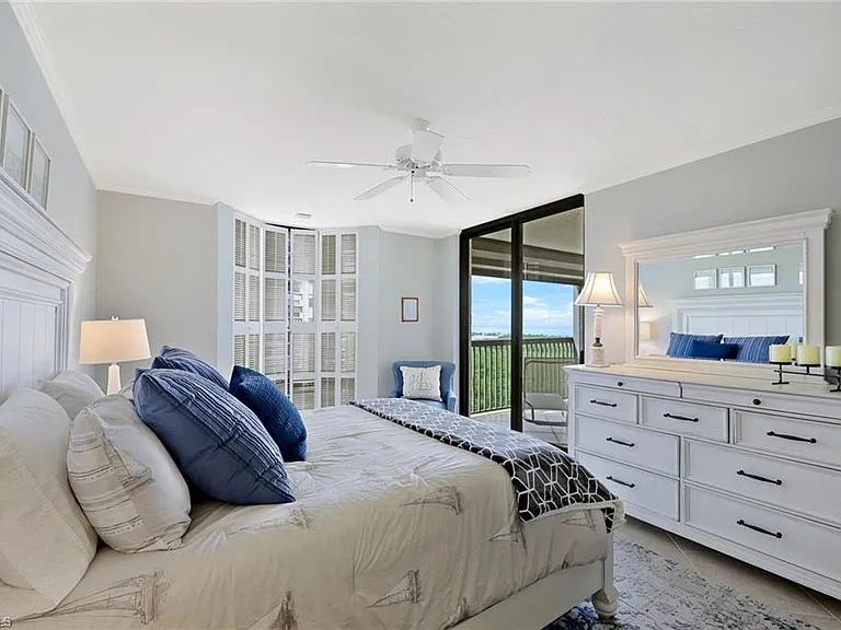 6075 Pelican Bay Blvd #1101 — Photo 10