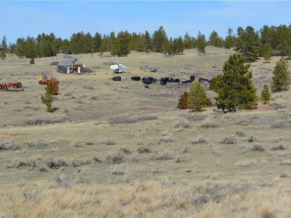 249 Overland Rd N, Miles City, MT 59301