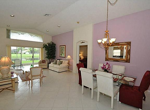2nd image of 7229 Treviso Ln