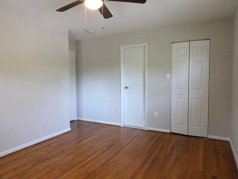 6211 Duntley Ct — Photo 20