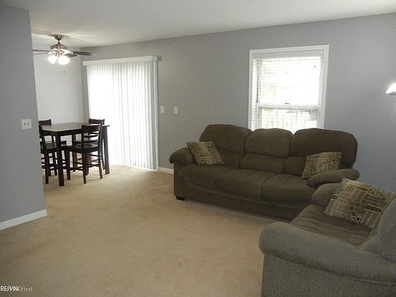 4th image of 33539 Bayview Dr