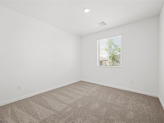 5th image of 10886 Lewis Pointe Ave