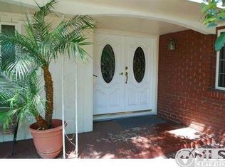 15103 Gilmore St, Van Nuys, CA 91411