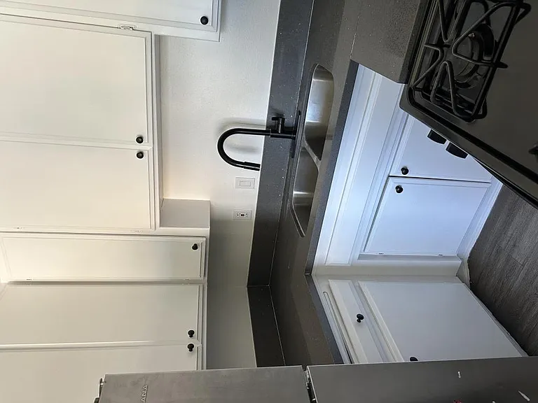 520 E Avenue Q4 — Photo 12