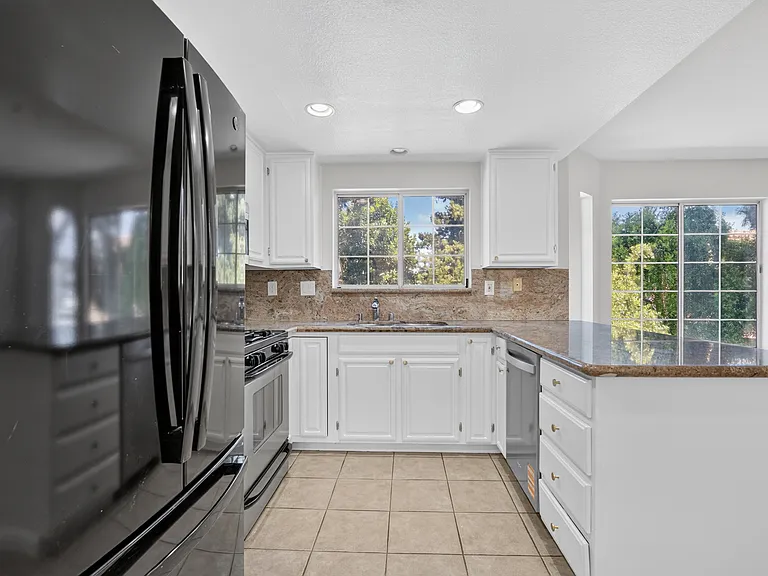 2802 Cozumel Cir — Photo 10
