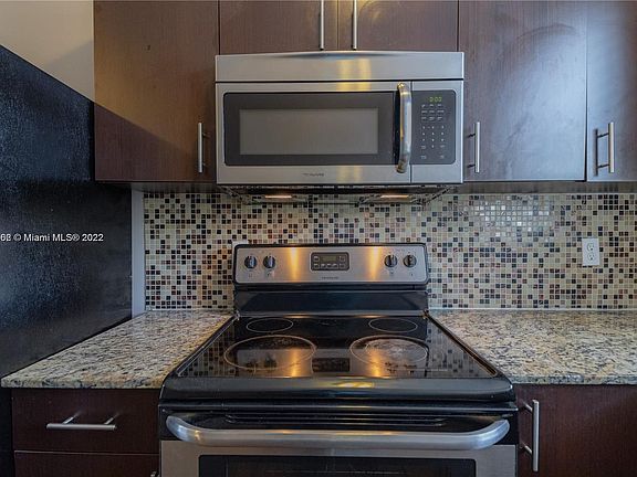 4th image of 5416 NE 1st Ct APT 6