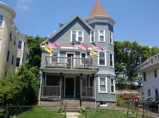 35 Robinson St, Dorchester, MA 02122