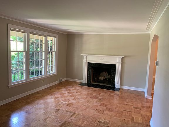 2nd image of 6548 N Christiana Ave