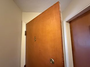 312 Tappan St APT 2A, Brookline, MA 02445