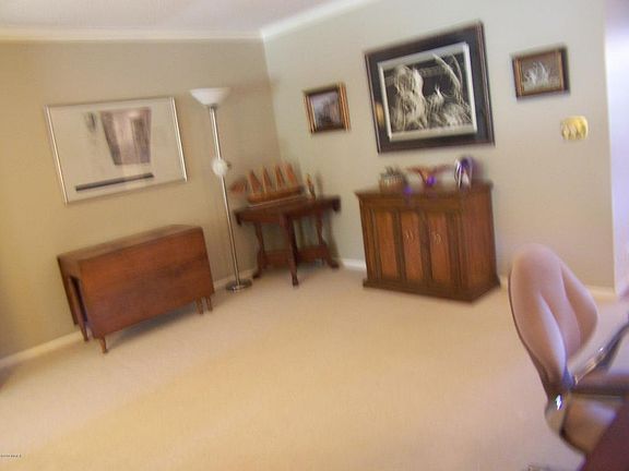 4th image of 6126 Parview Dr SE
