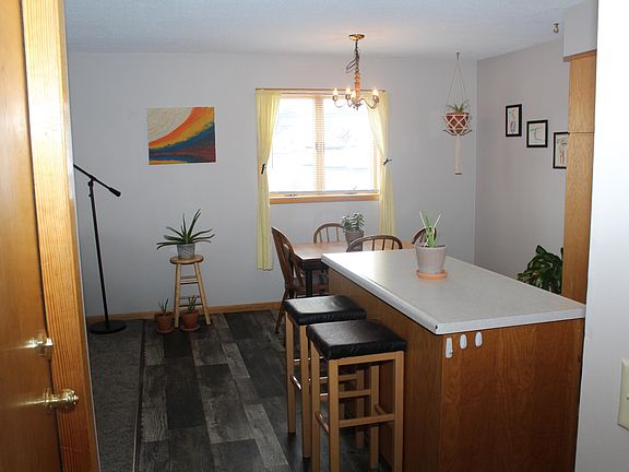 5th image of 205 Carimona St #1