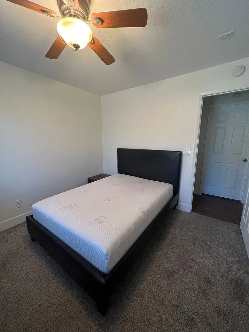 Furnished Room available in updated home - Los Banos, CA — Photo 1