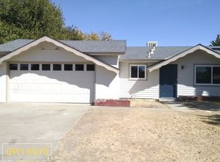 4377 Twain Dr, Olivehurst, CA 95961