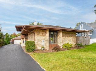 4940 Cornell Ave, Downers Grove, IL 60515