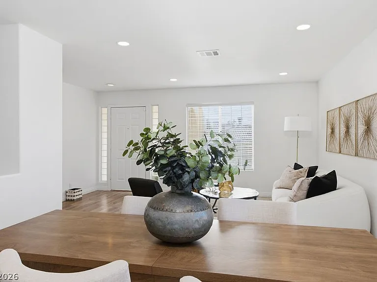 1034 Skysail Dr — Photo 7