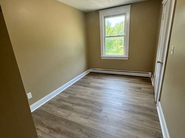 54 Mountain Ave APT 6
