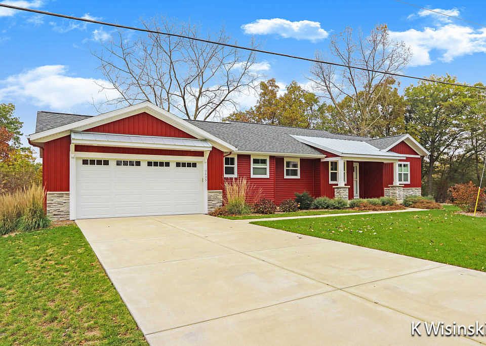 1st image of 2635 Dean Lake Ave NE