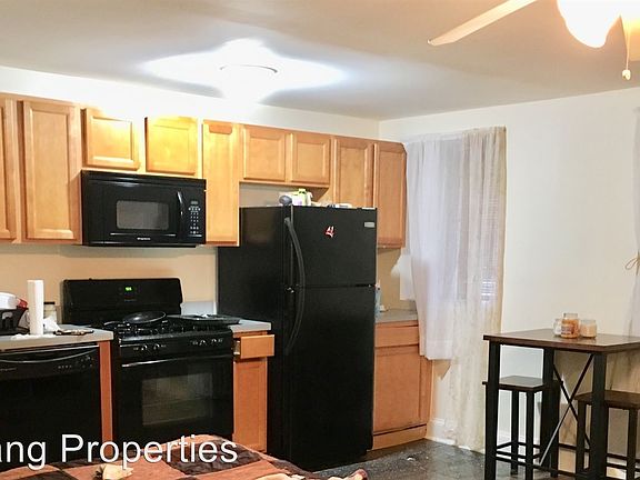 4th image of 4839 Pine St APT A3