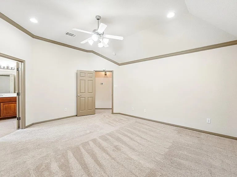 10028 Lisi Anne Dr — Photo 27