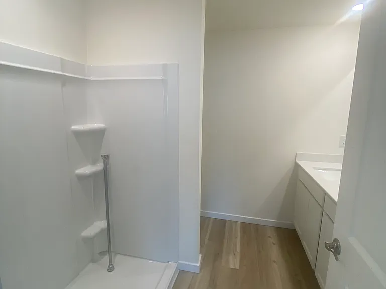 11519 Memorial Dr — Photo 14