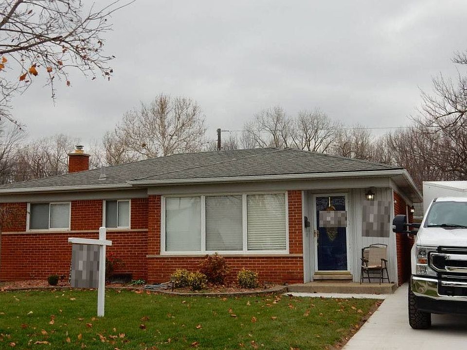 2nd image of 25216 Ward St