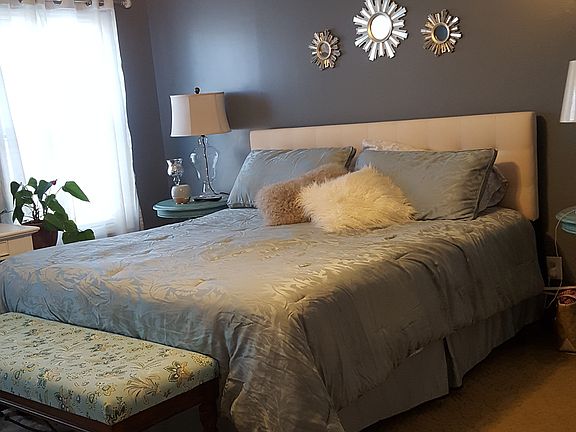 Master with Tray Ceiling 