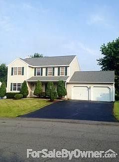 7 Clare Castle Drive
