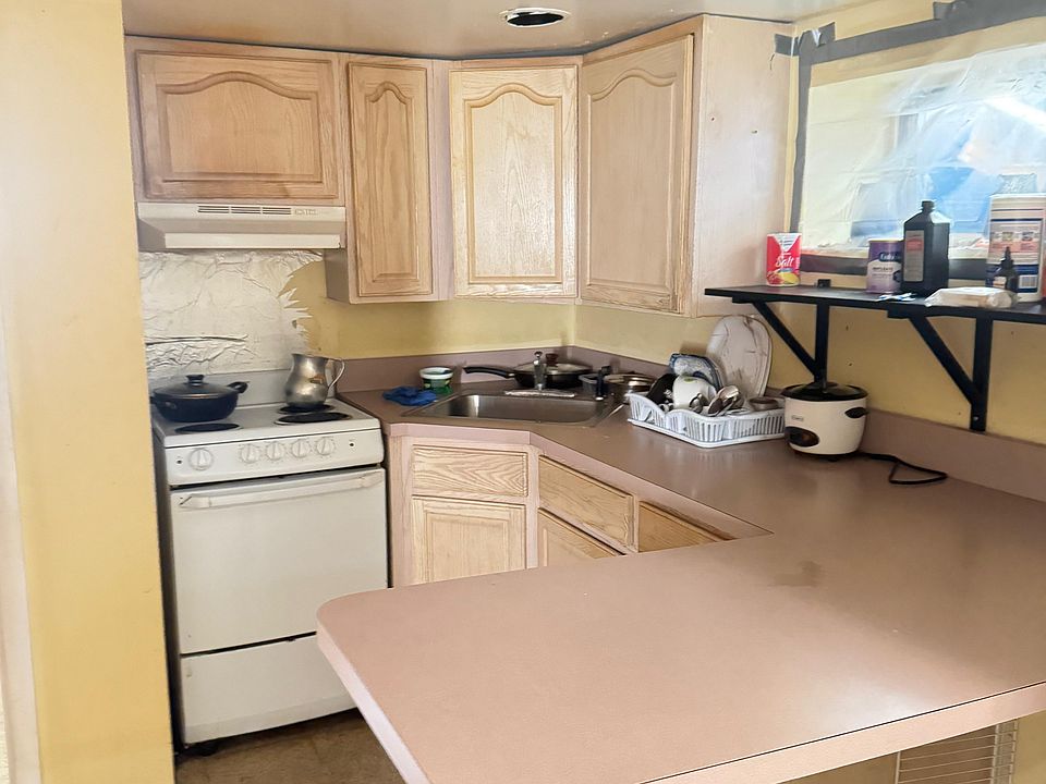 1st image of 8770 254th St