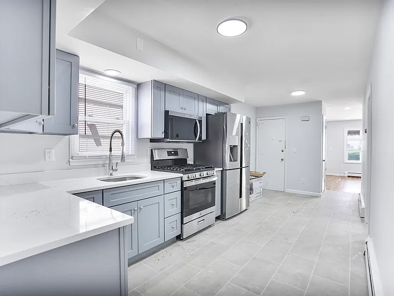 24 Kingsland Ave #1 — Photo 11