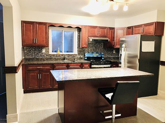 5th image of 3 Vincent Ave APT 1